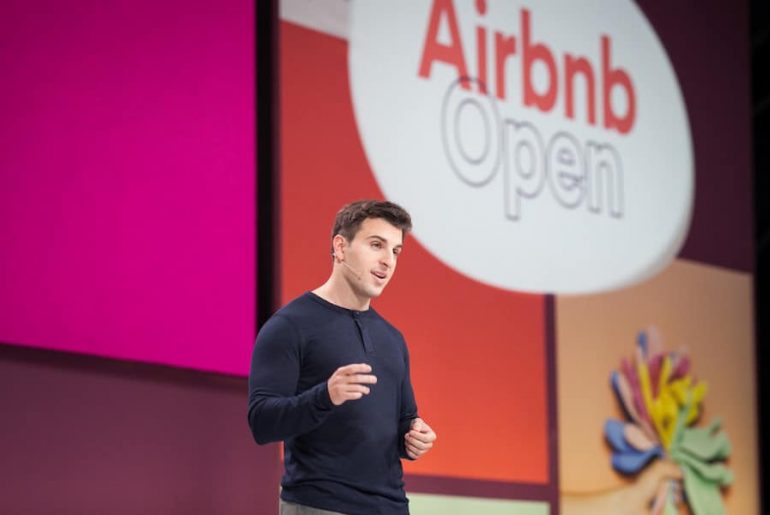 O χρησμός του CEO της πλατφόρμας Airbnb για τα ταξίδια